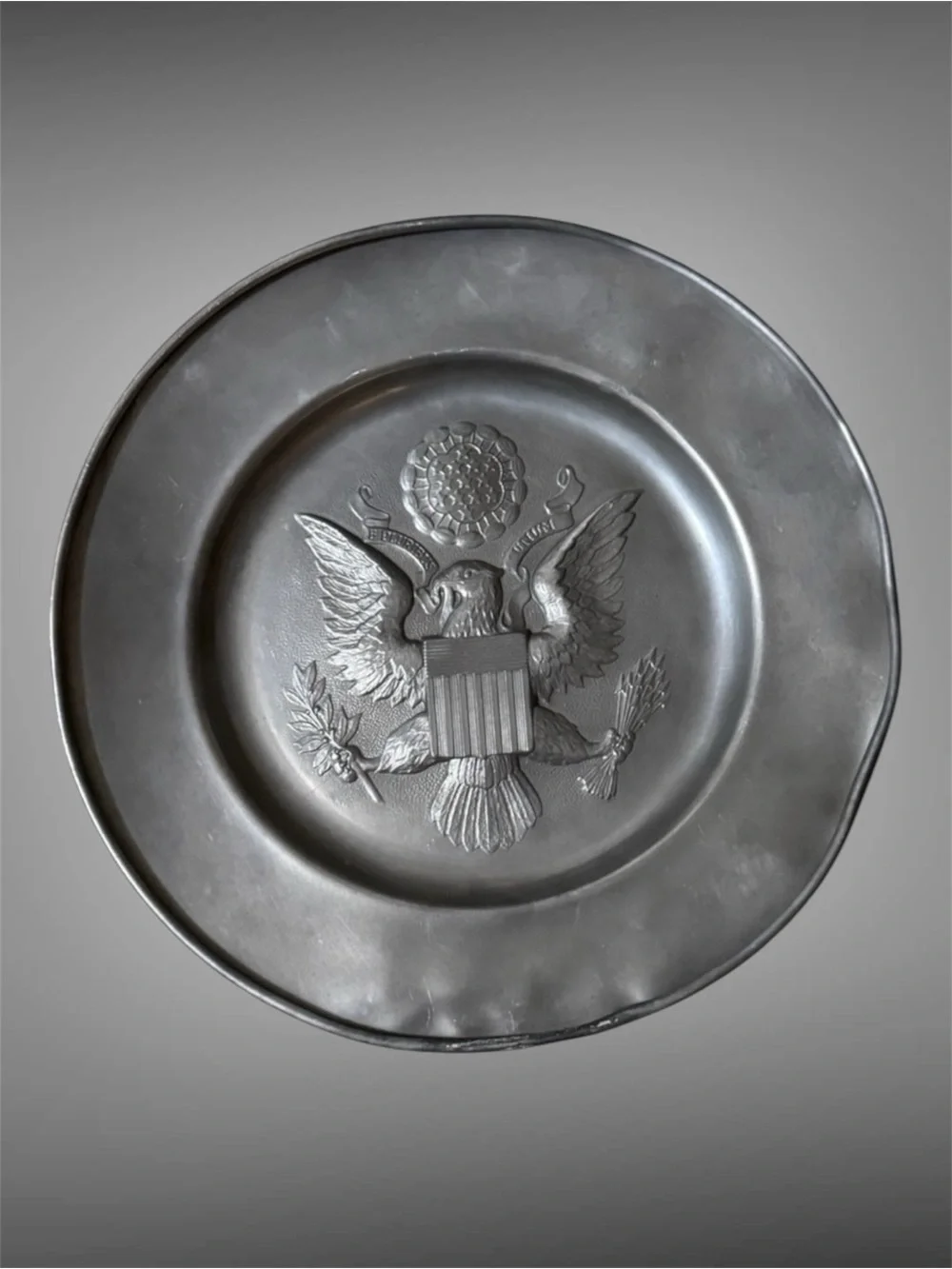 ROYAL HOLLAND EAGLE QUARTER PEWTER PLATE